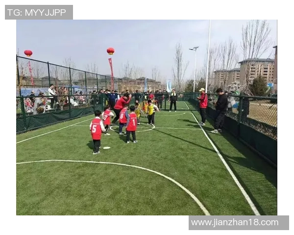 足球造型拍照创意分享让你的照片充满运动活力与乐趣 足球造型拍照创意分享让你的照片充满运动活力与乐趣